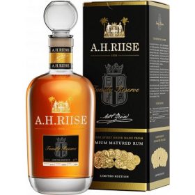 A.H. Riise Family Reserve Solera 1838 rum 42% pdd.