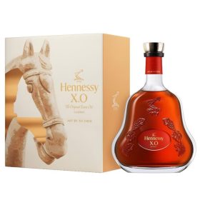Hennessy XO 0,7l 40% dd. HORSE YEAR  Xu Zhen